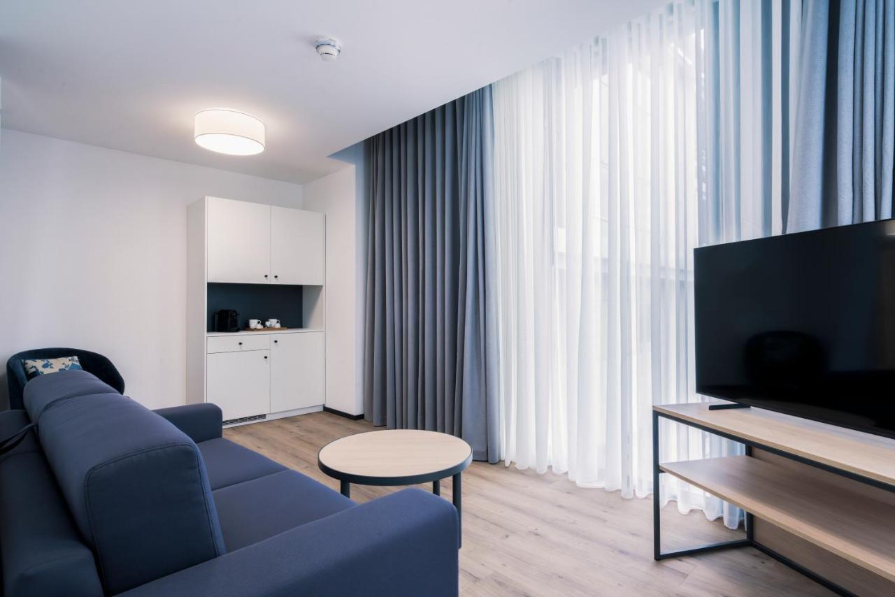 איוורדון לה באן Yparc Hotel מראה חיצוני תמונה